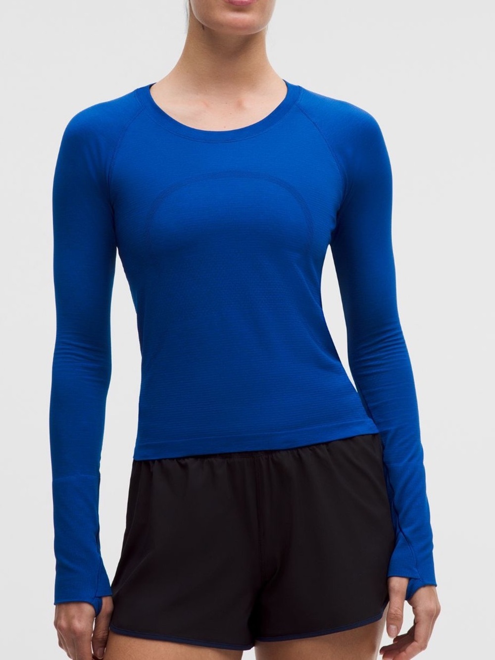 Lululemon Swiftly Tech Long Sleeve T Shirt 2.0 in Clubhouse Blue Size 6 Workout